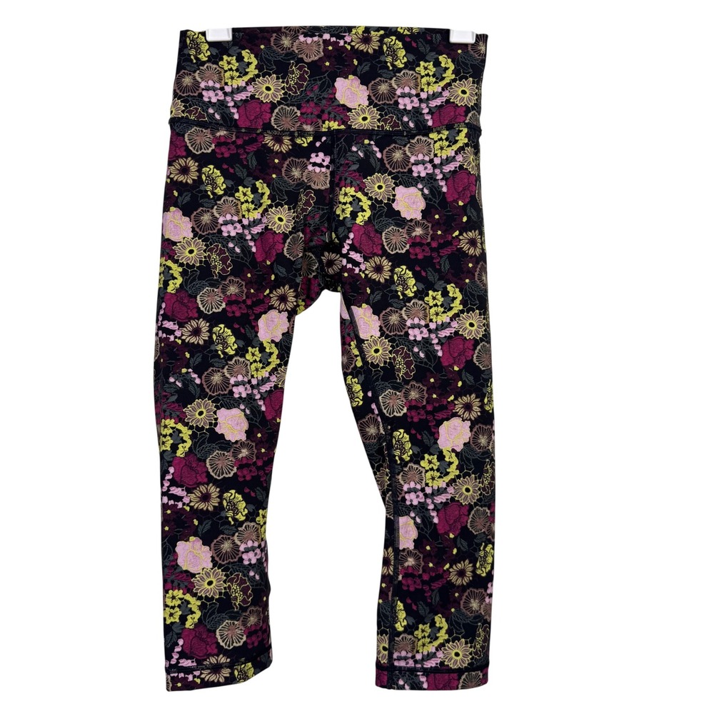 Lululemon Womens Leggings Wunder Under Crop Floral Lace Print Size 8 Compression
